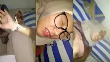 Bokep Jilbab SMA Berkacamata Memek Tembem Digenjot Ganas