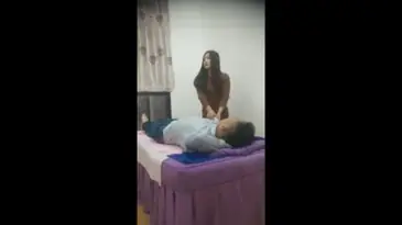 Pelanggan Pijat Pertama Kali Dapat Bonus BJ Kaget Viral Streaming Gratis